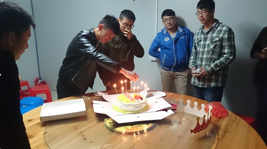 1632362126259385472444414529206374934