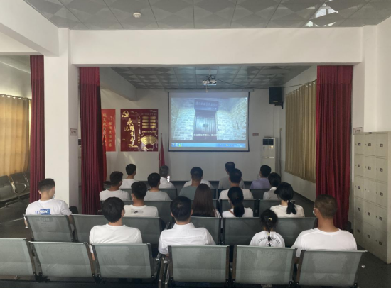 22474340364132283750010494438252330467