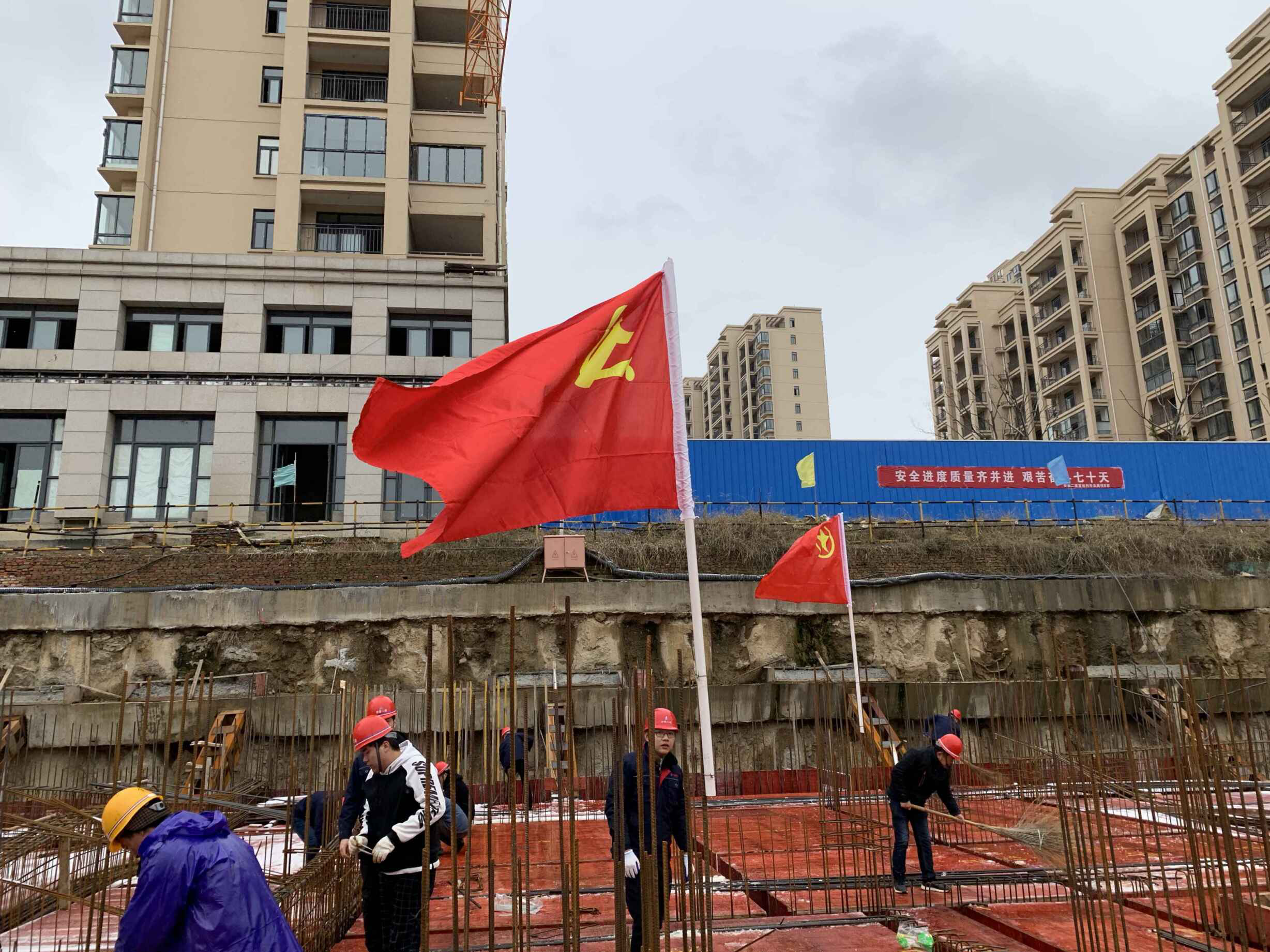 247114036141545182029490172631643122