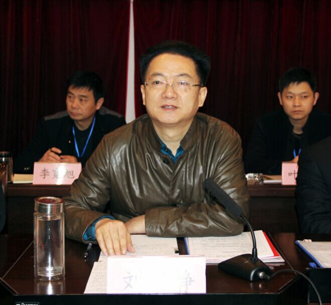 40493534912233144153027131971720392226