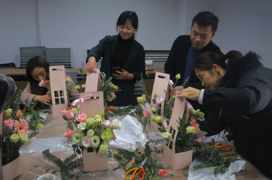 6402646182193120549232710454414221624