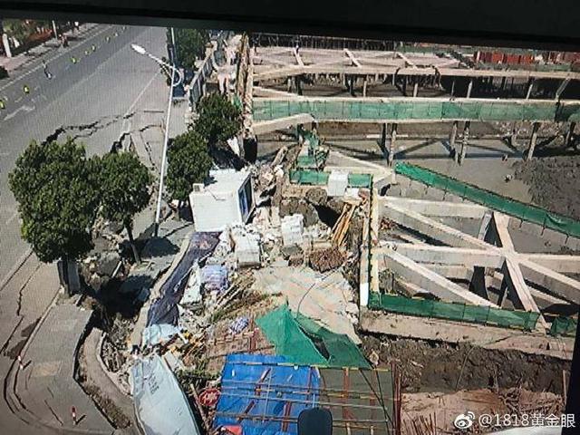7月12日，荆门萧山所前镇“碧桂园·前宸府”在建工地产生基坑坍塌，进而引发路面塌陷和水管爆裂。